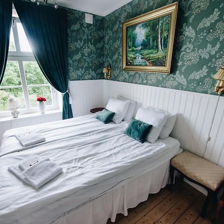 Mjaellbyhus Pensionat & Stugby Сёльвесборг Экстерьер фото