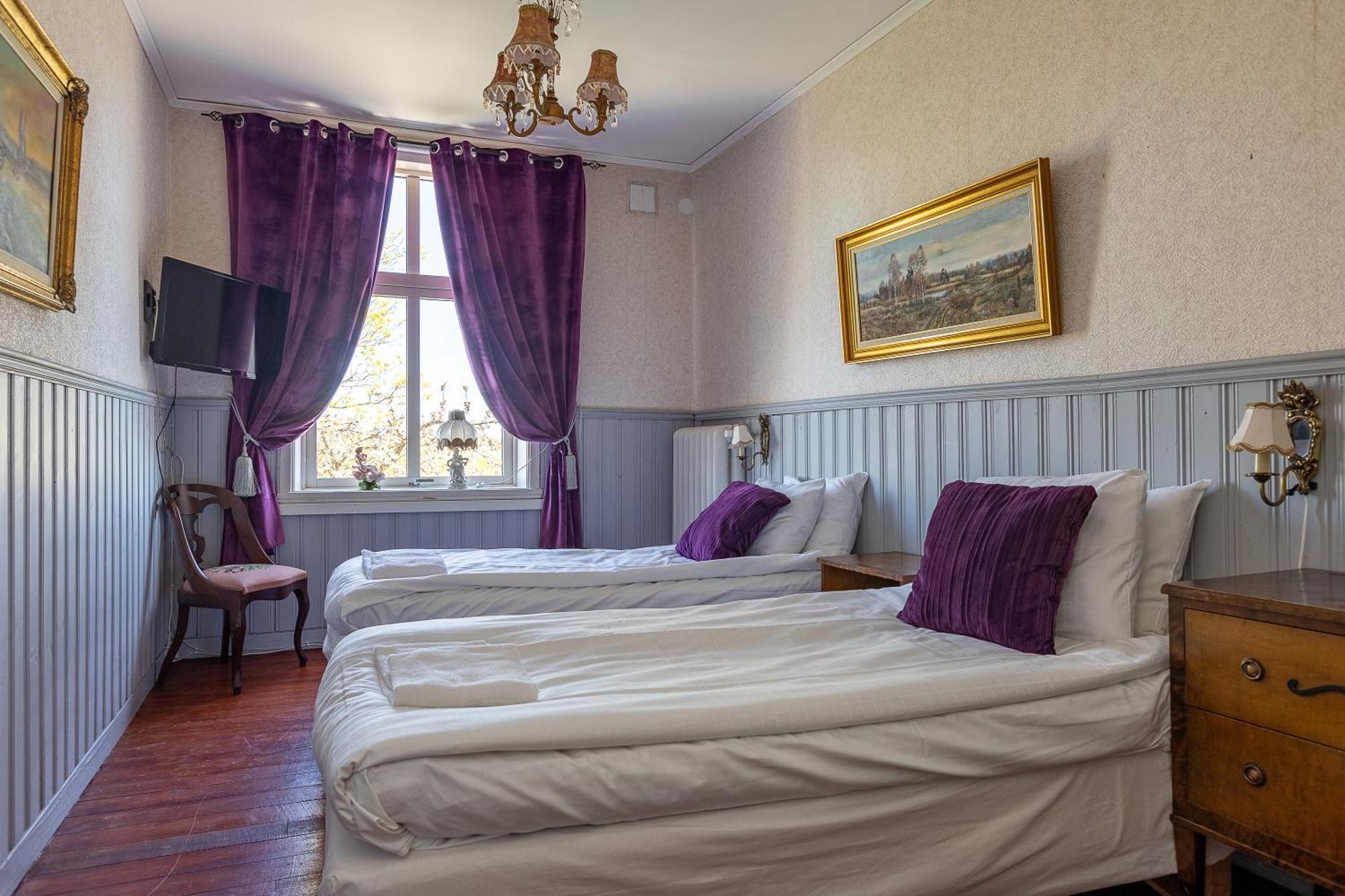 Mjaellbyhus Pensionat & Stugby Сёльвесборг Экстерьер фото