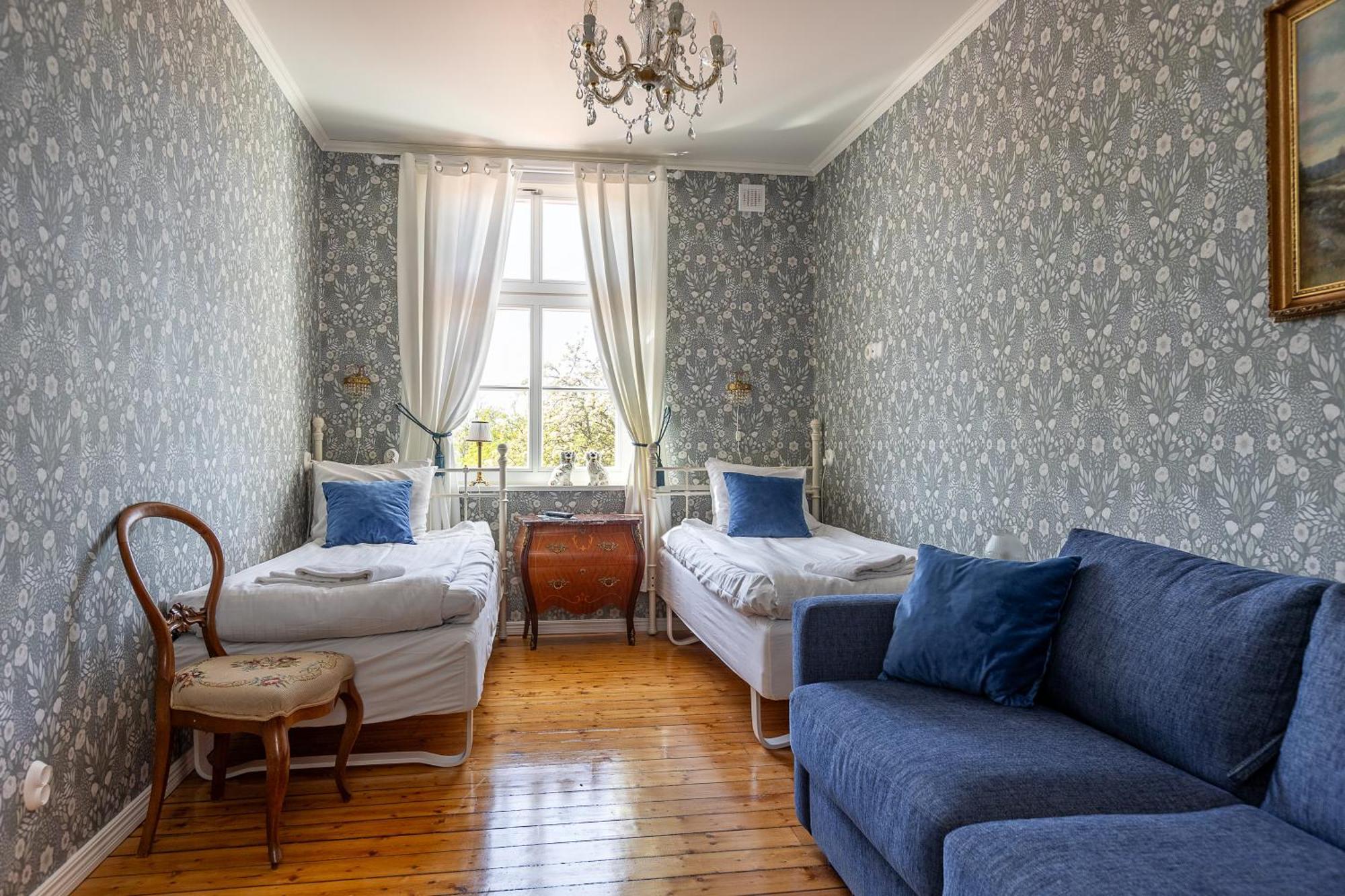Mjaellbyhus Pensionat & Stugby Сёльвесборг Экстерьер фото